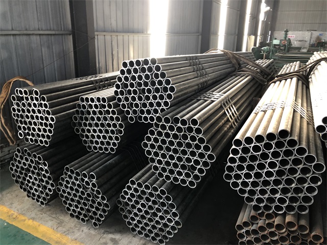 东方小口径厚壁无缝钢管