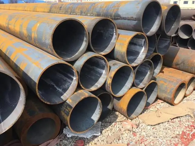 东方厚壁大口径无缝钢管