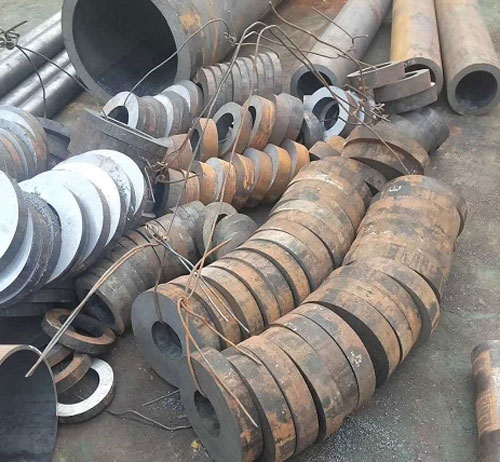 东方厚壁合金无缝管切割