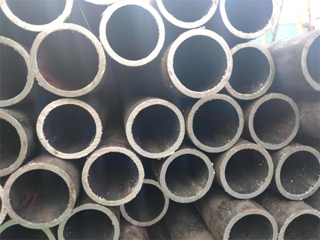 东方27simn无缝钢管厂