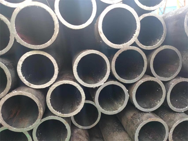 东方10#结构用无缝钢管