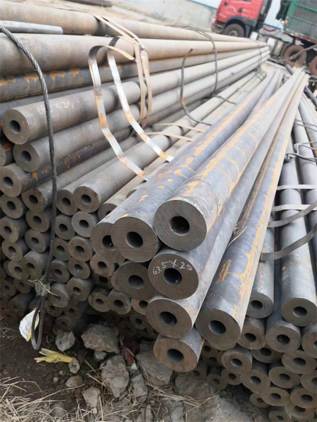 东方q235b无缝钢管