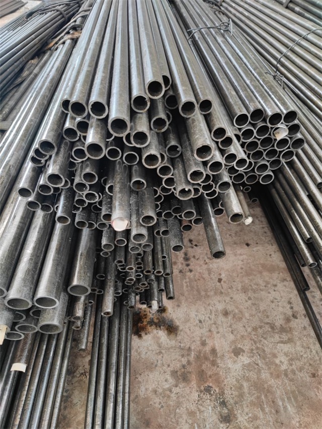 东方精密光亮无缝钢管厂